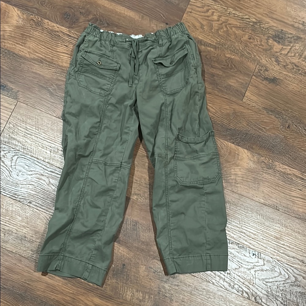 Pilcro Green Cargo Pants Relaxed Fit Utility Style